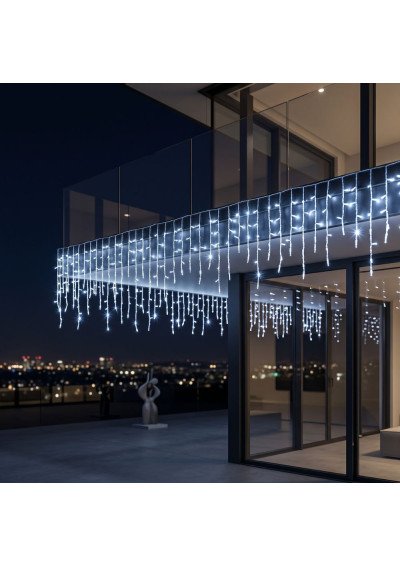 Šaltai balta 22m LED girlianda varvekliai baltu laidu su blykste 500 LED IP44 pakuotėje